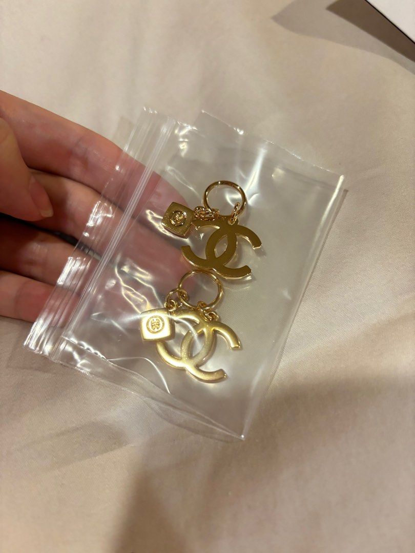 Chanel cc charms VIP Christmas gift, Women's Fashion, Jewelry & Organisers,  Charms on Carousell