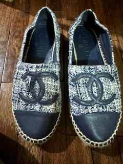 (Category: ) located in . Submitted by flutterbycloset (Listing ID 1263825277, Image 1). Description: .