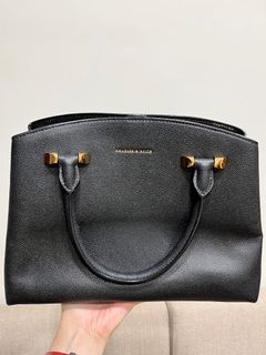 由 starningronny (刊登 ID 1263769146，圖片 1) 提交，位於 的 (類別：)，說明：。