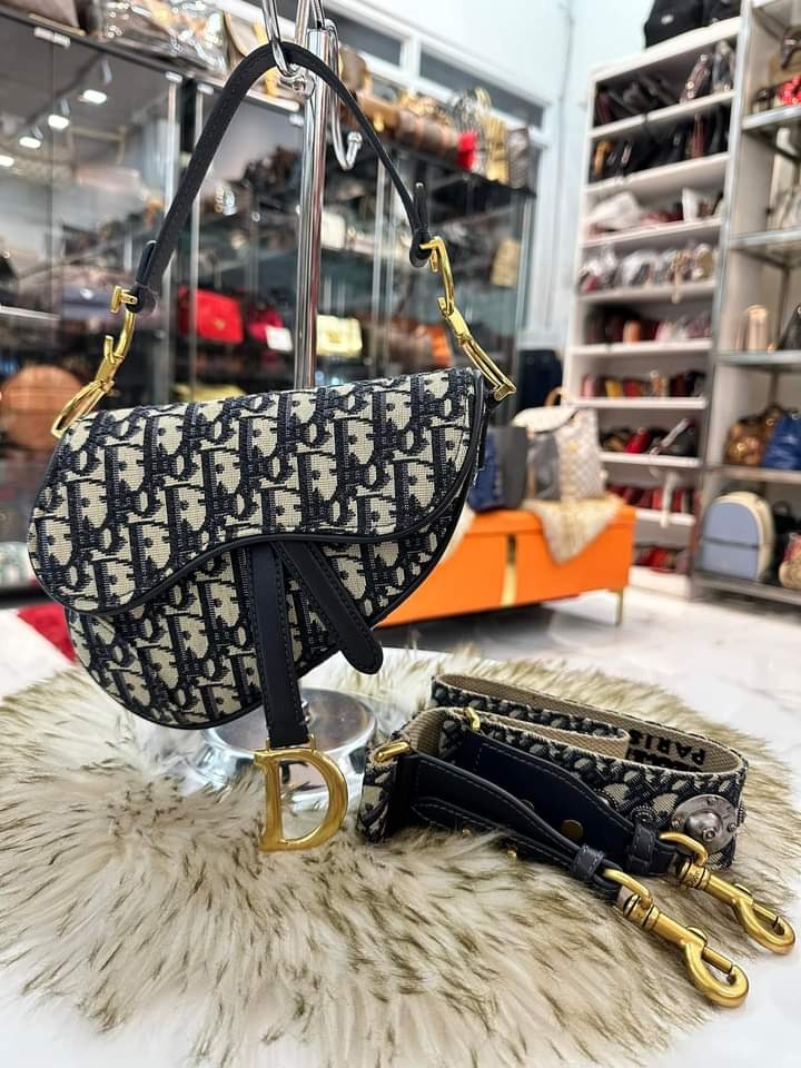 Dior oblique saddle bag price sale