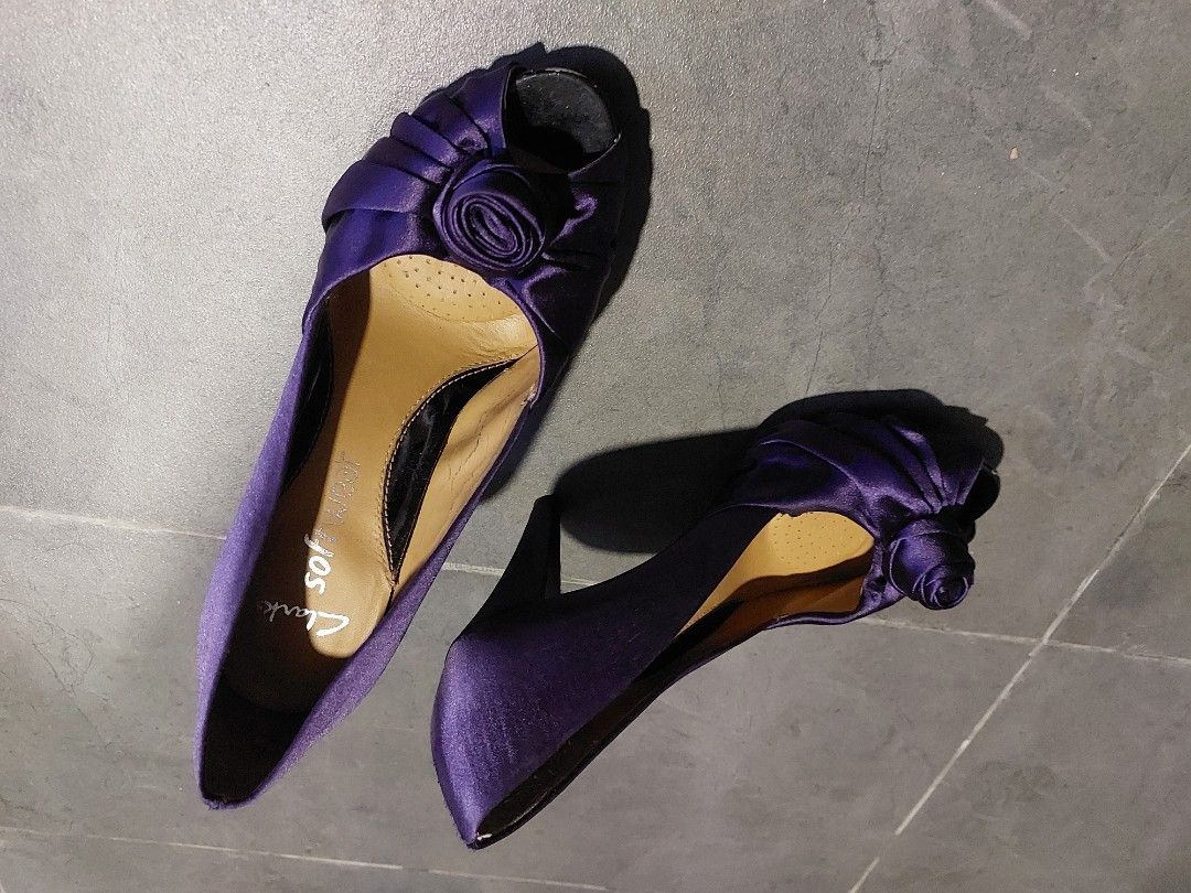 Clarks Heels Women s Fashion Footwear Heels on Carousell