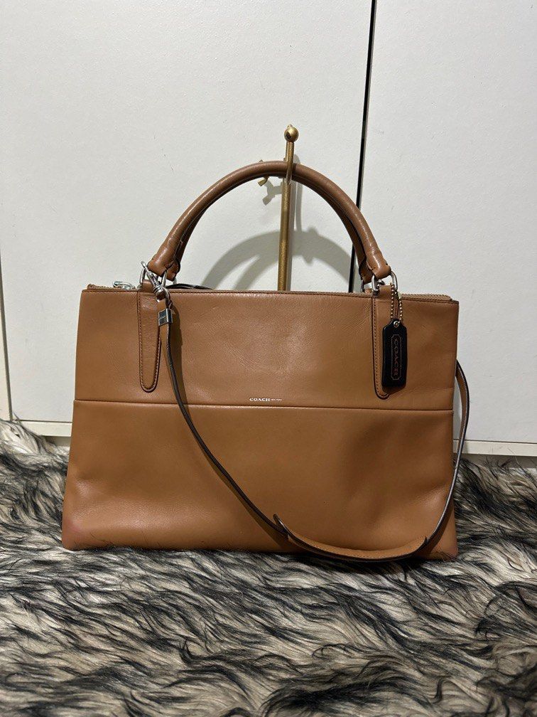 COACH BOROUGH British Tan Glove Leather Satchel, 名牌, 手袋及銀包