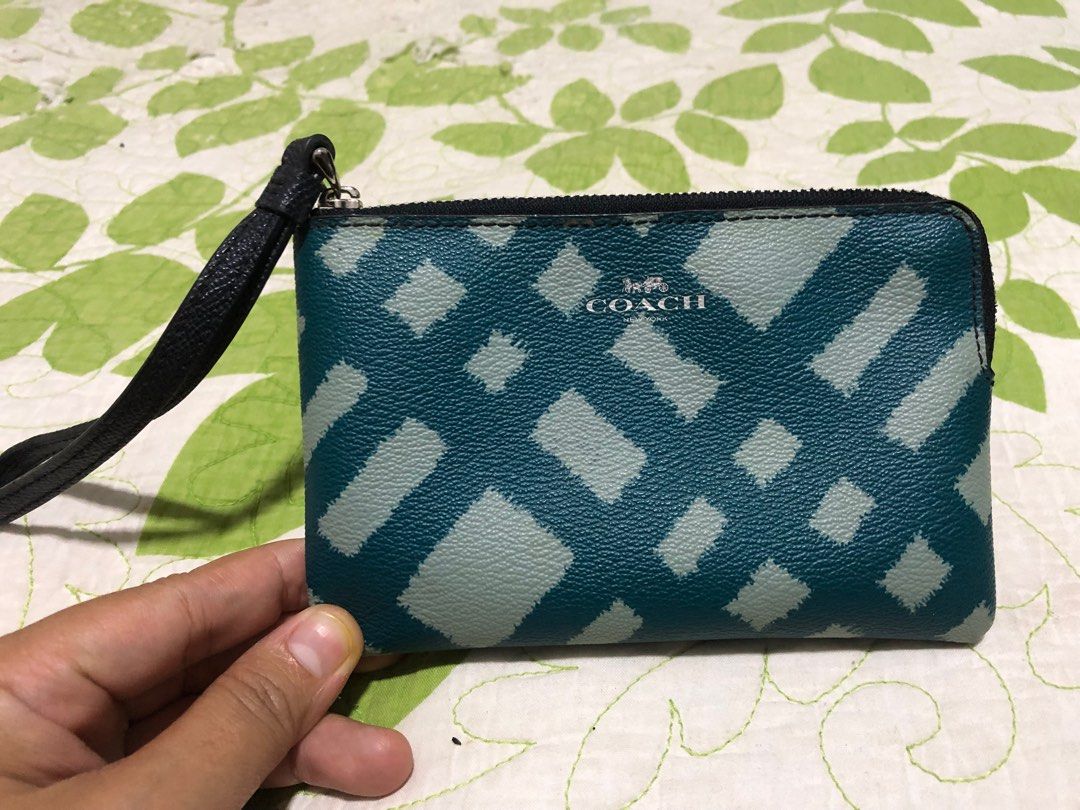 Medium best sale coach purse