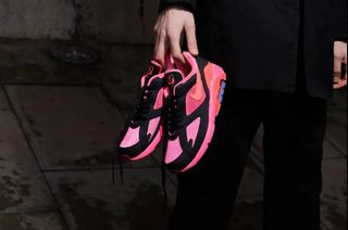 （分類：）位於 。 由 kool_stuffs 提交（商品編號 1263873401，圖片 1）。簡介： 。