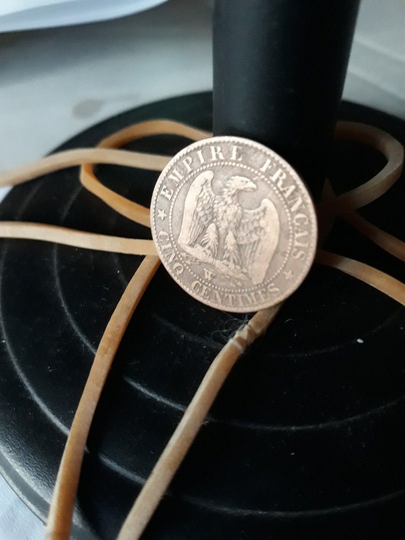 Copper coins (Category: Currency) located in Rizal. Submitted by HistoricalCoin (Listing ID 1263763997, Image 3). Description: antique copper coins.