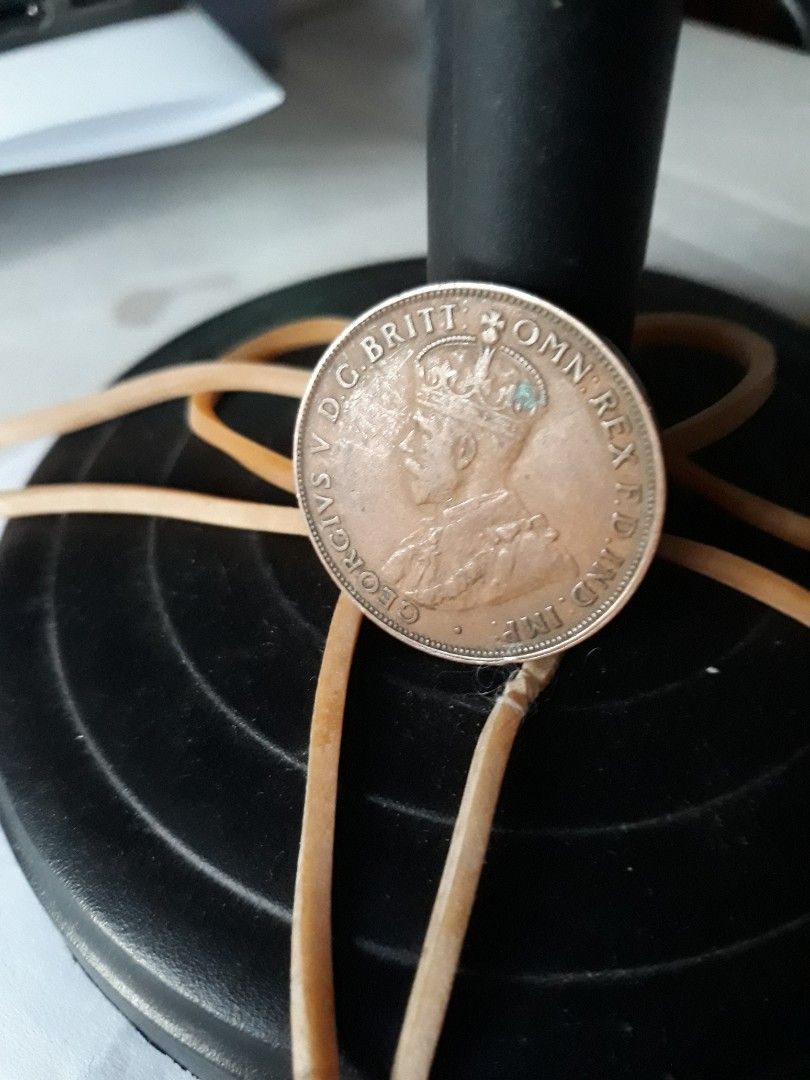 Copper coins (Category: Currency) located in Rizal. Submitted by HistoricalCoin (Listing ID 1263763997, Image 2). Description: antique copper coins.