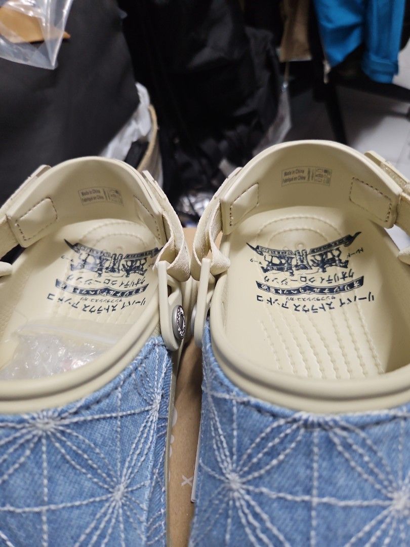 Crocs lewis exchange size US9 to US8 if buy 779