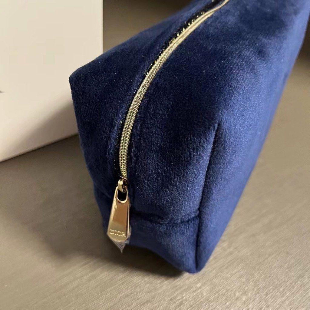 Dior VIP pouch kikay makeup bag pre order (Category: Luxury Bags & Wallets) located in Angeles City. Submitted by luxury_district.korea (Listing ID 1263781599, Image 2). Description: .