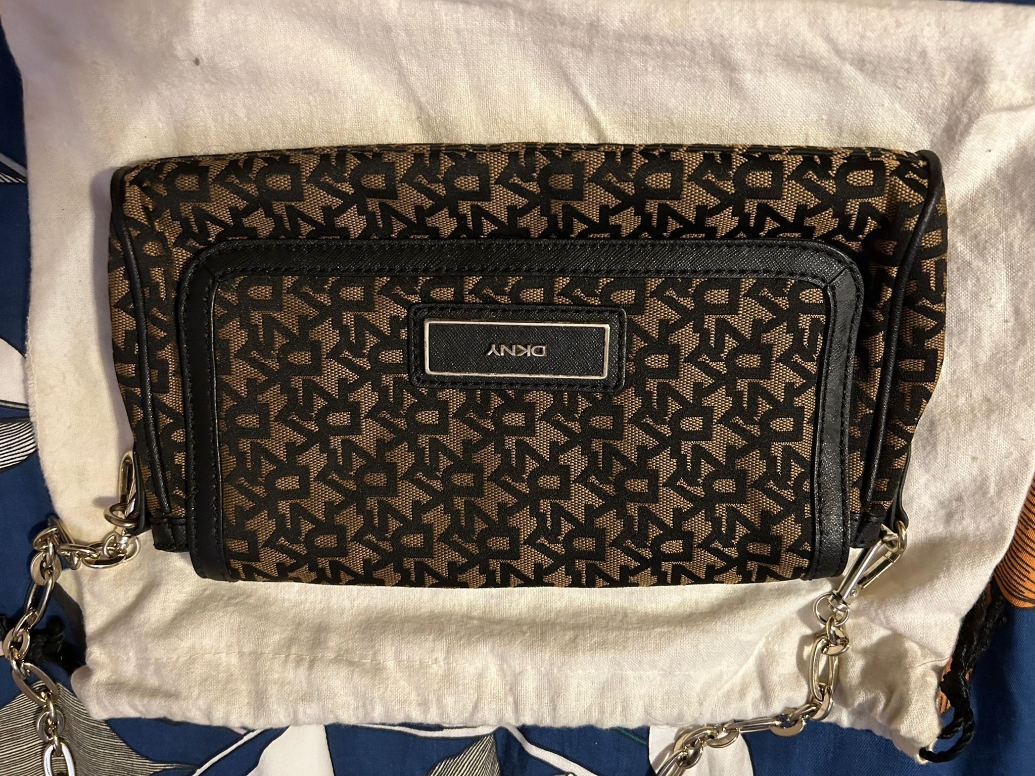 Dkny clutch bag hot sale sale