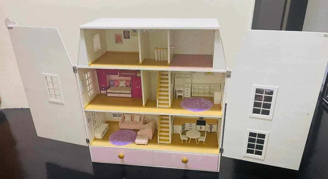 High quality shop dollhouse