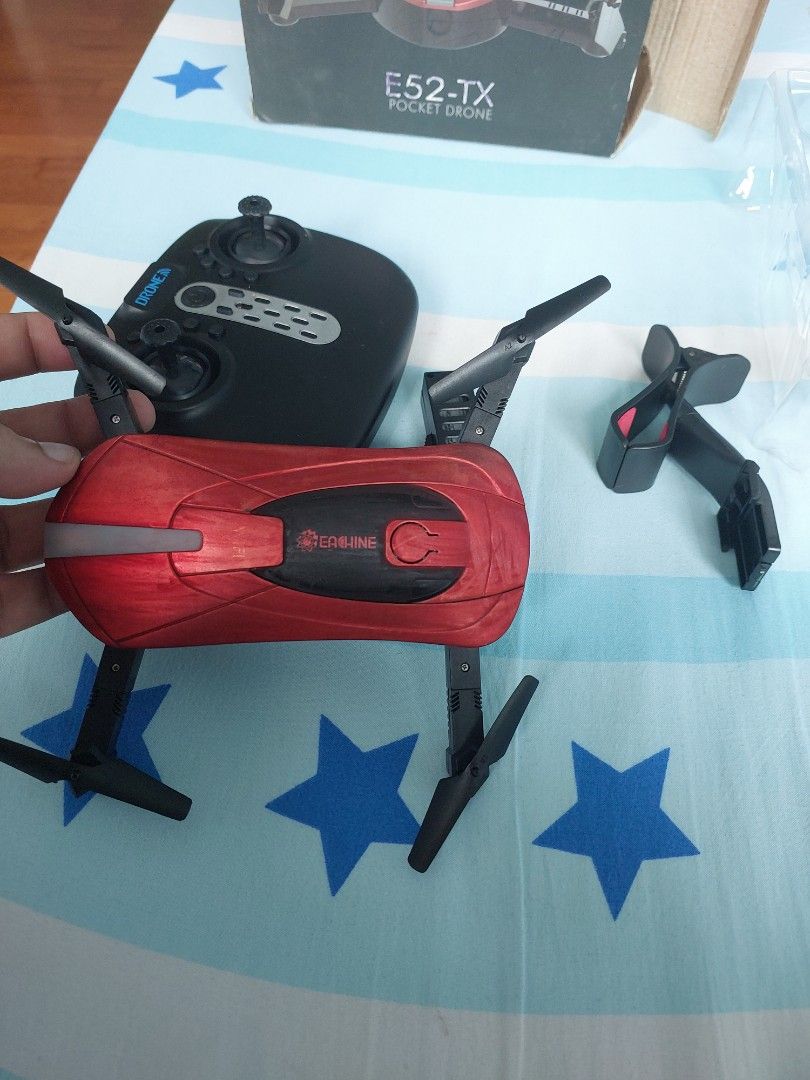 E52 outlet pocket drone