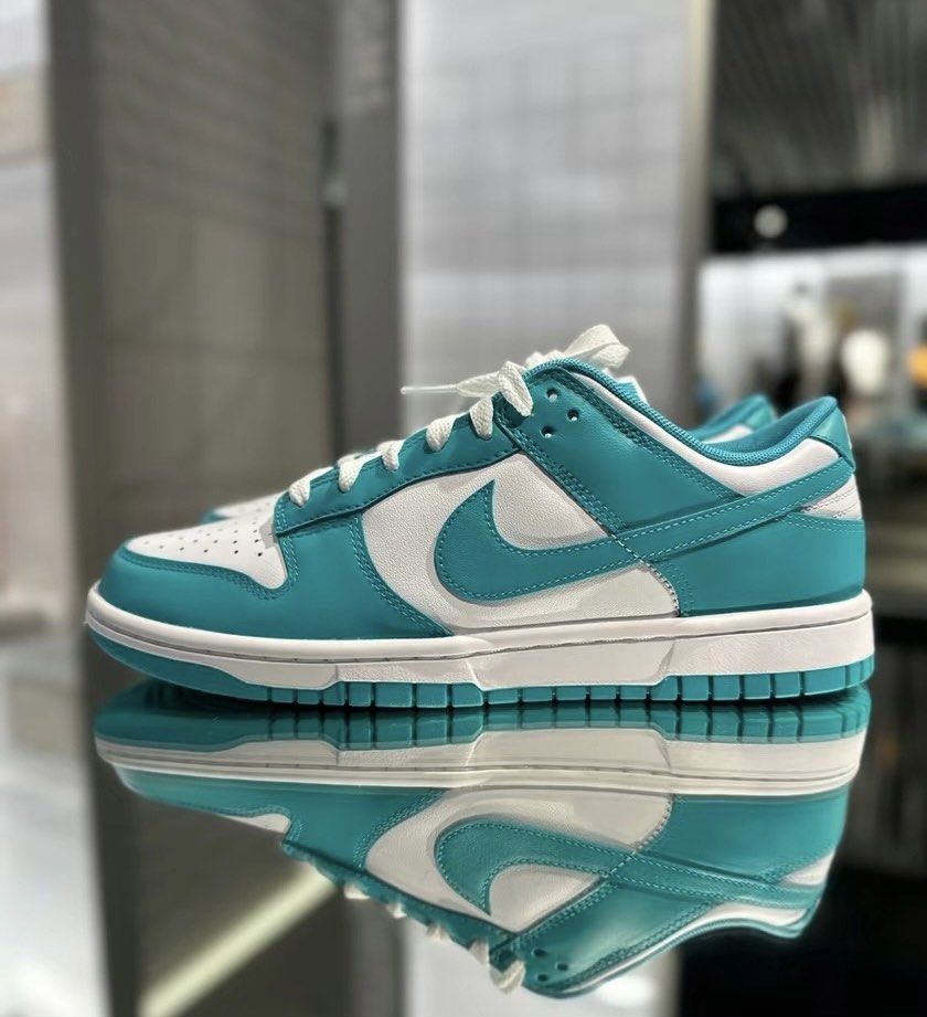 dunk clear jade stockx