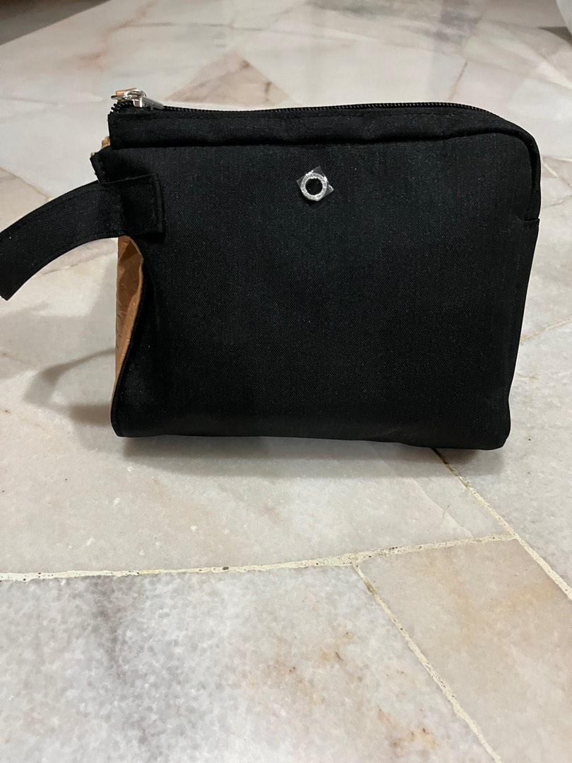 Emirates Bvlgary Business Class airline toiletries set, Luxury, Bags