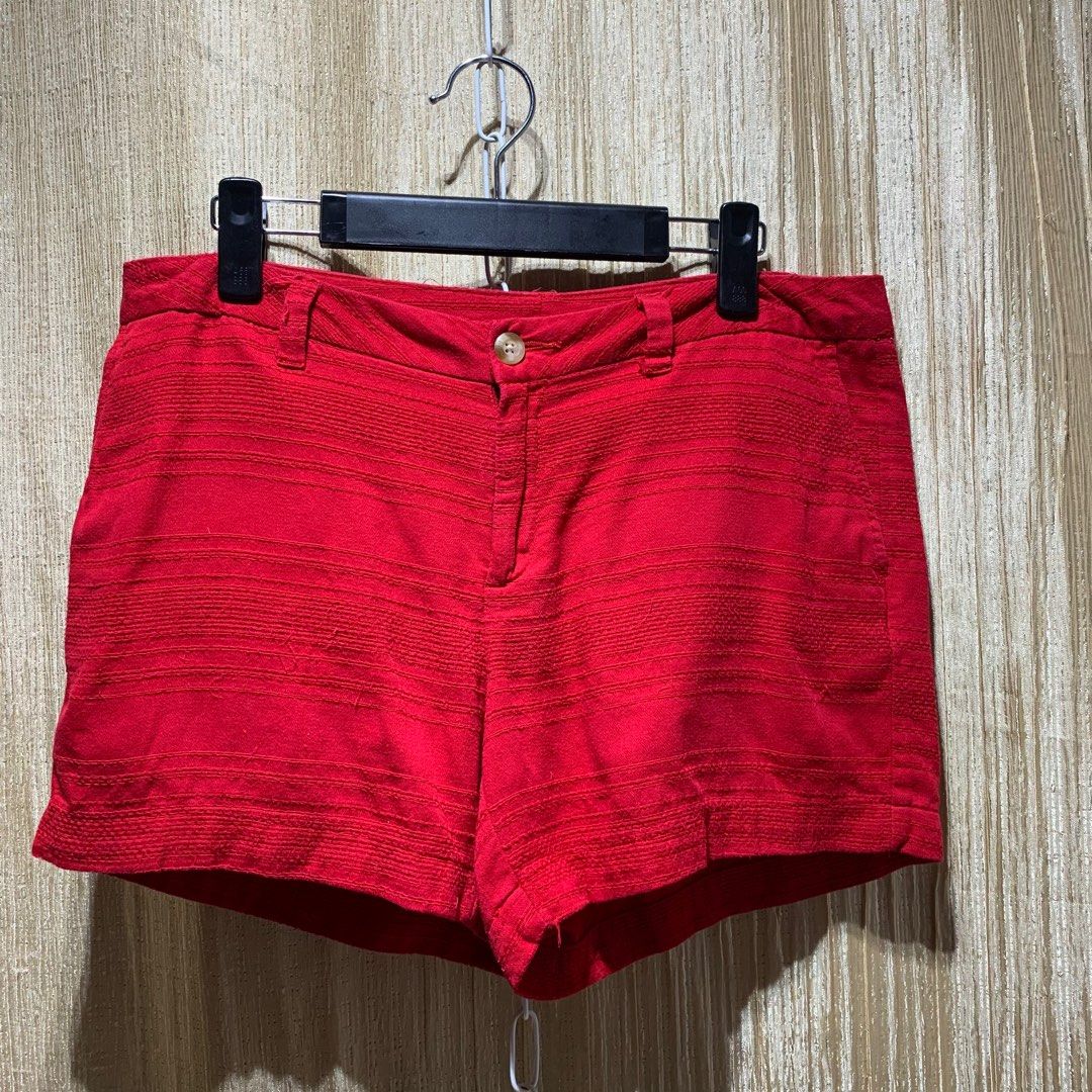 FADED GLORY WOMEN S SHORT RED SIZE8 Please view all photos and