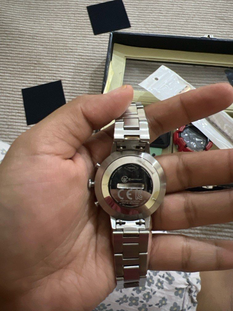 Fossil virginia hybrid hot sale