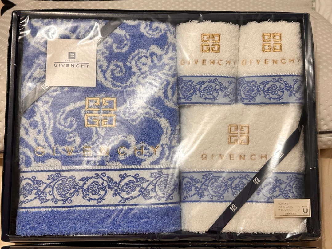 Givenchy Towel Set, Luxury, Accessories on Carousell