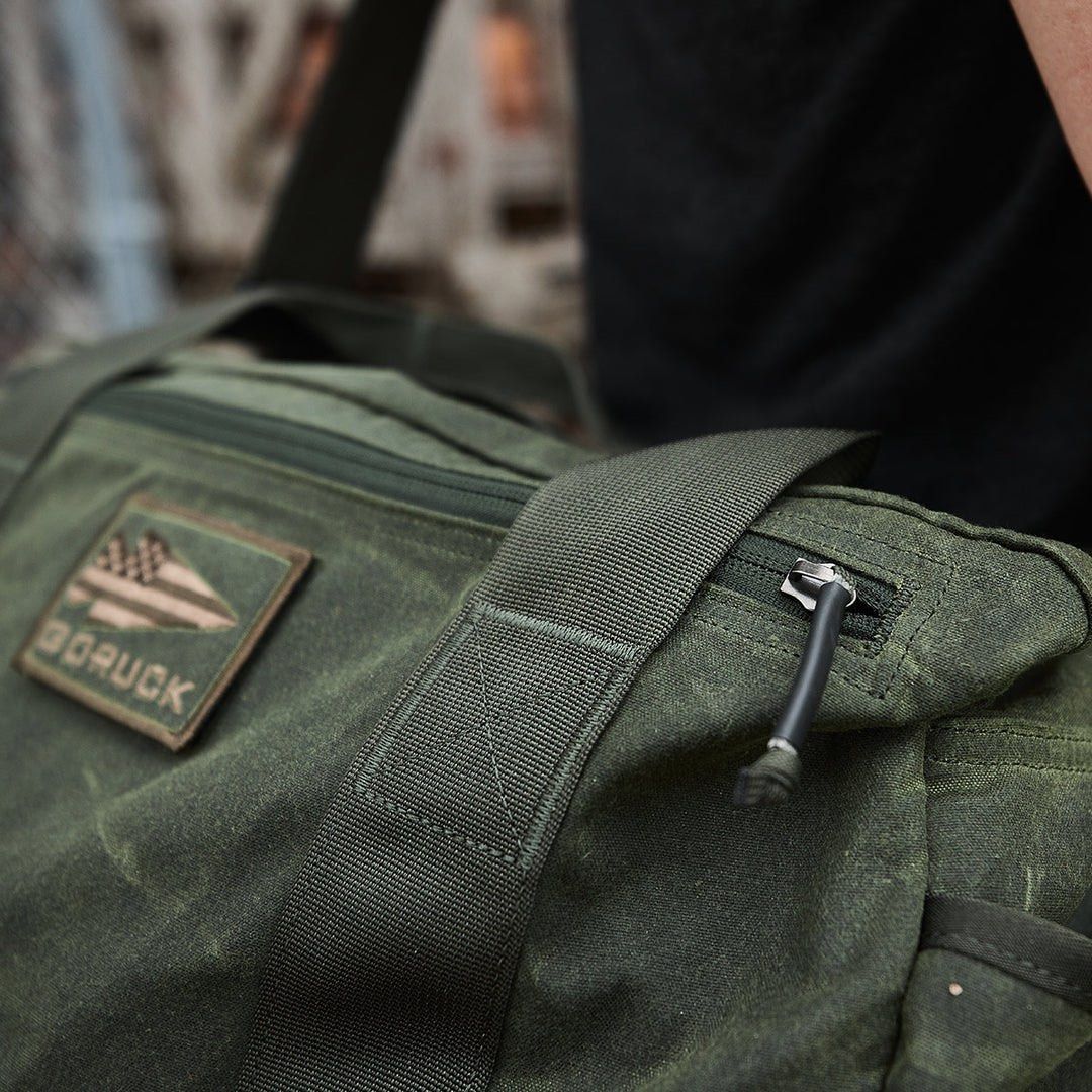 Goruck Kit bag 2.0 Waxed Canvas Olive Green 32L with padded shoulder