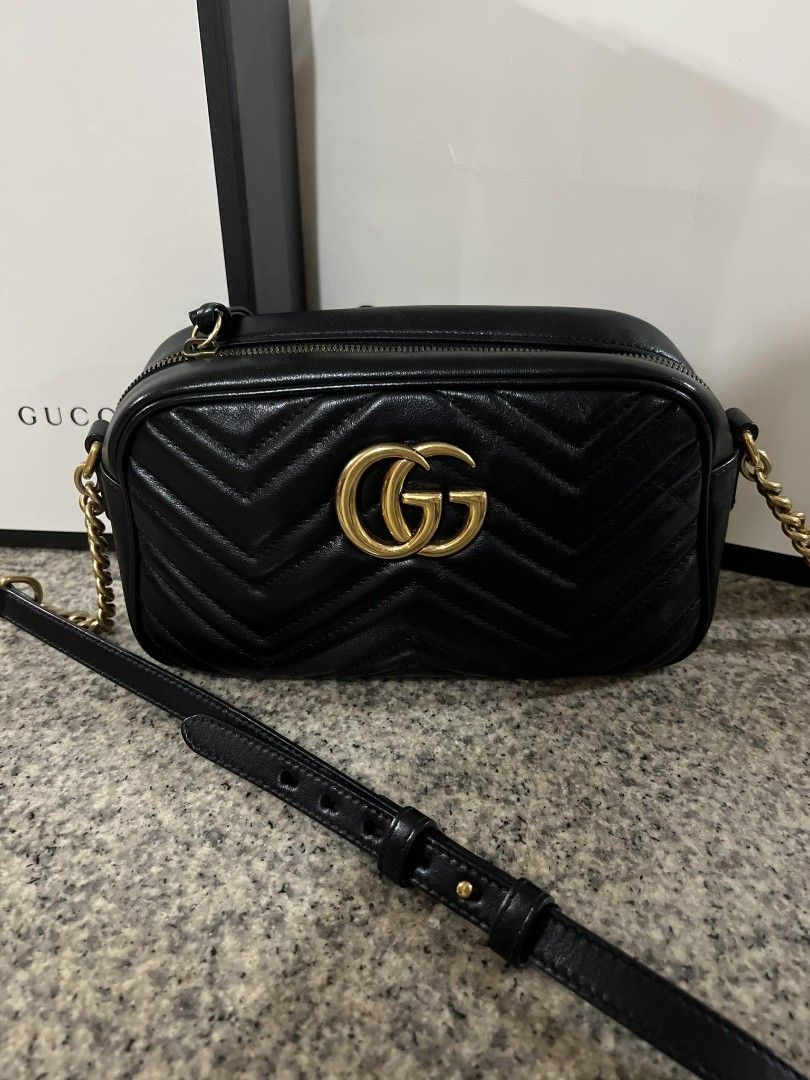 Sold Gucci GG Marmont Mini Camera Bag 18 cm 90%