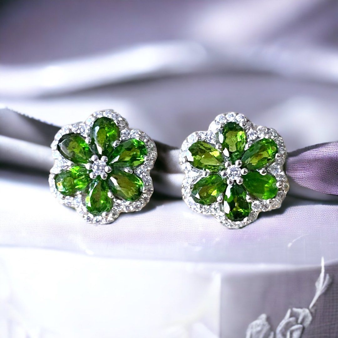 Chrome diopside new arrivals stud earrings