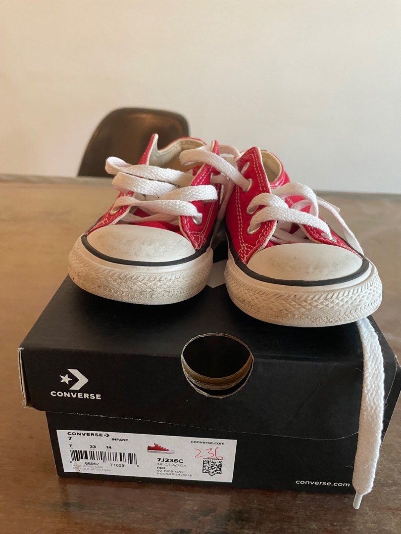 Childrens converse hot sale size 7