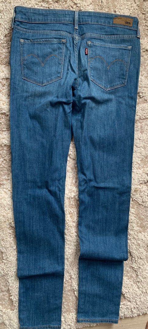 Levi's slight curve outlet mid rise skinny