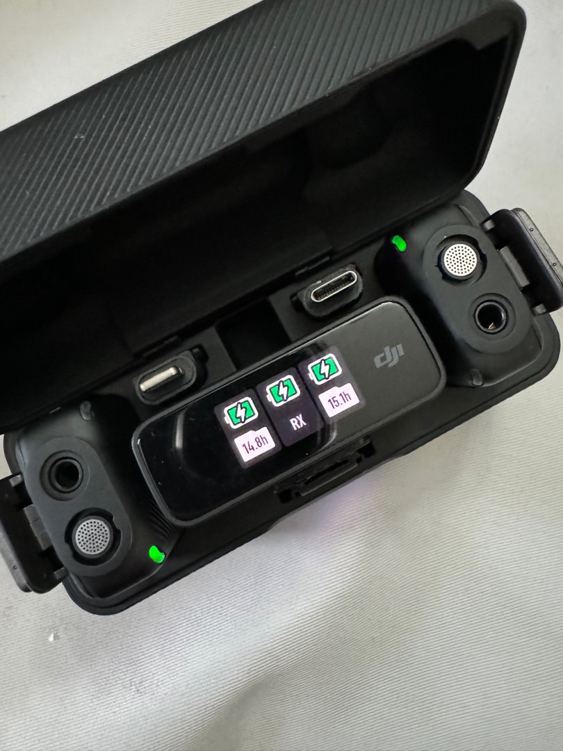 Like new DJI Wireless Mic Microphone for Cameras iPhone Android with