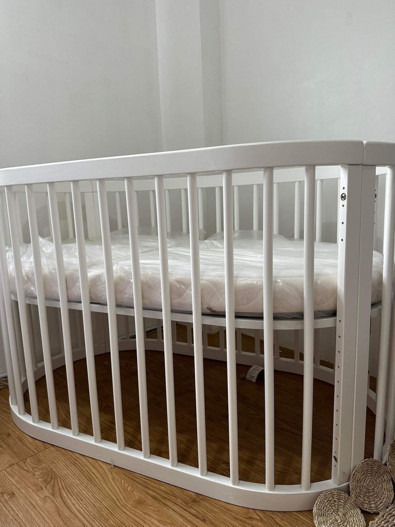 Baby cot clearance on olx