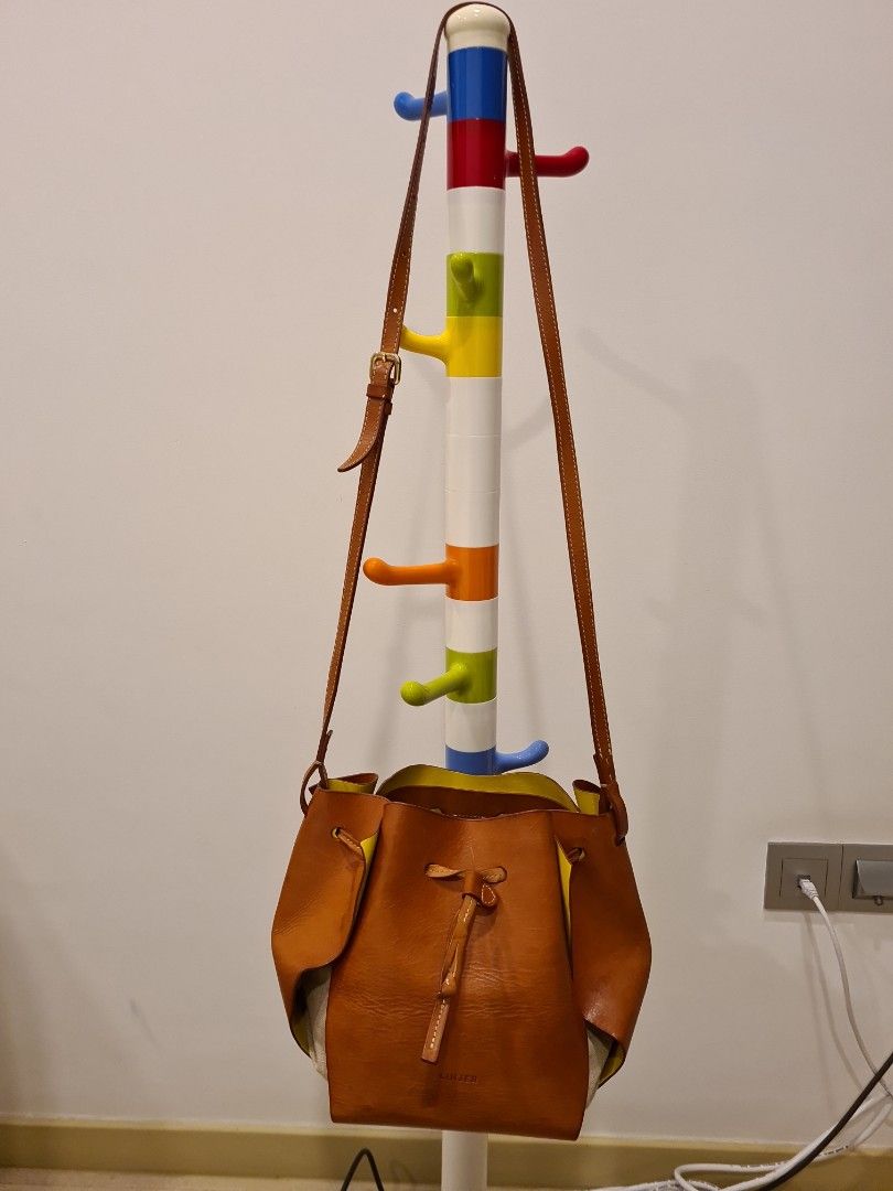 Linjer cheap sling bag