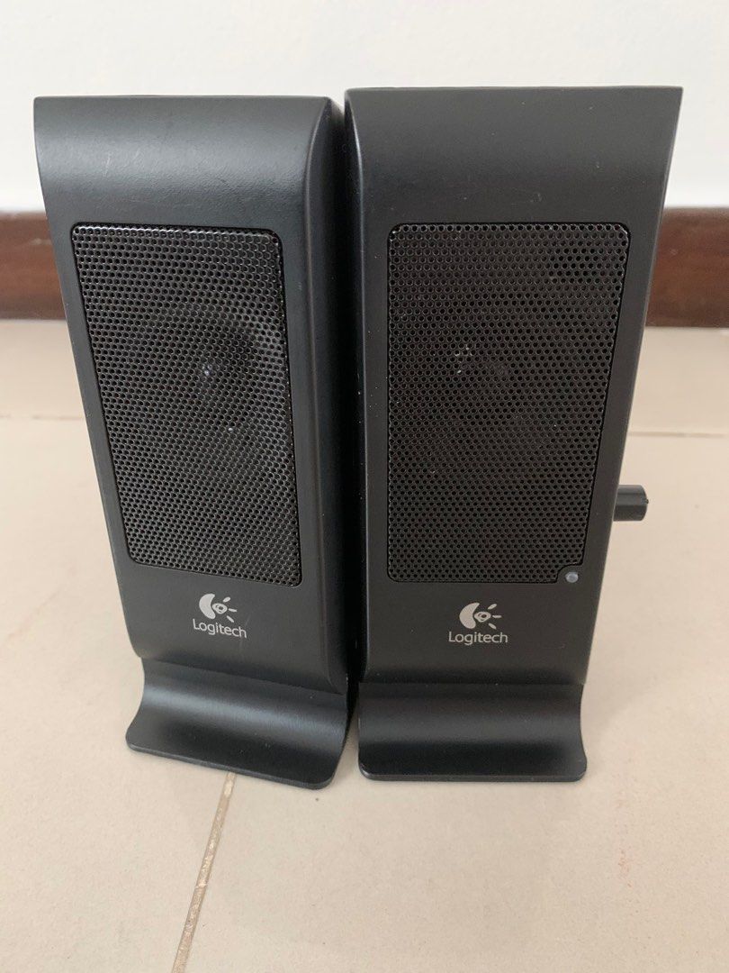 Logitech outlet s100 black
