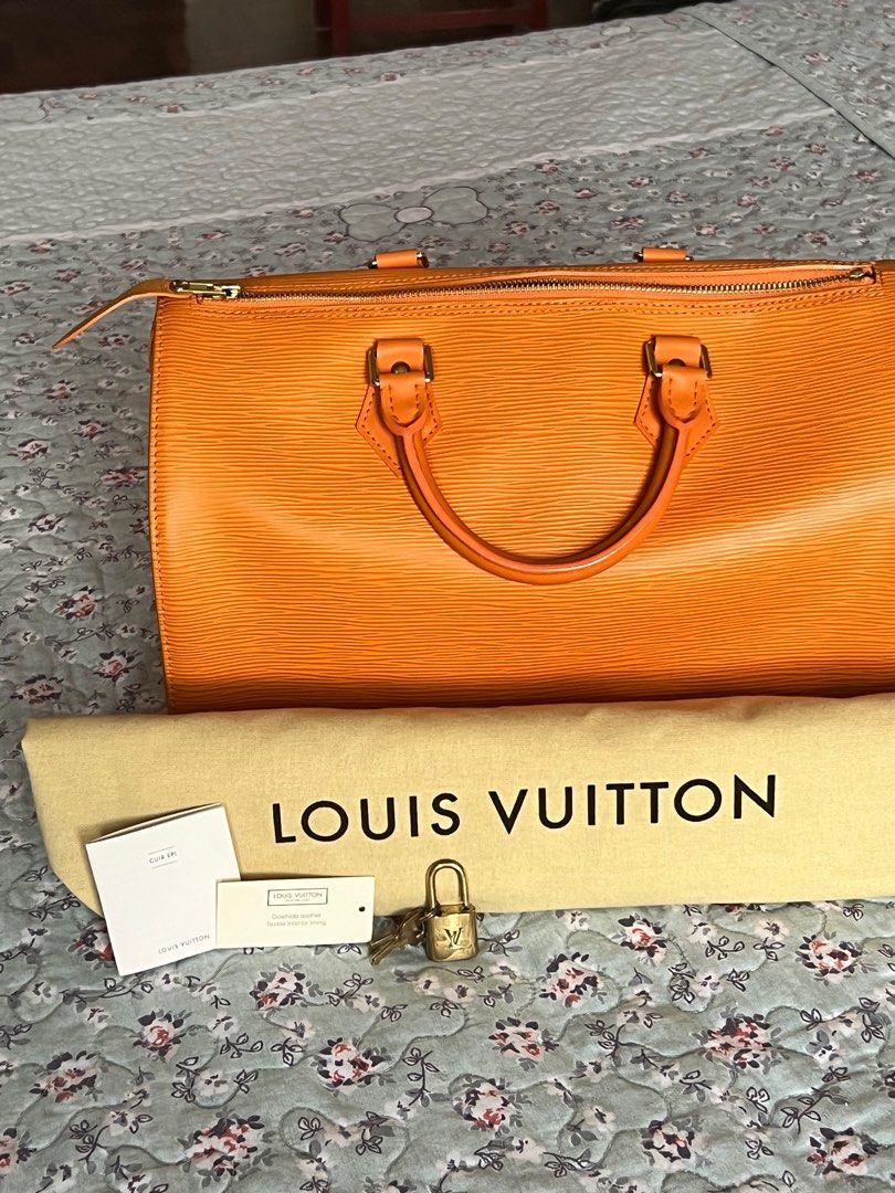 Louis Vuitton LV Signature Monogram Micro-Loose Pocket