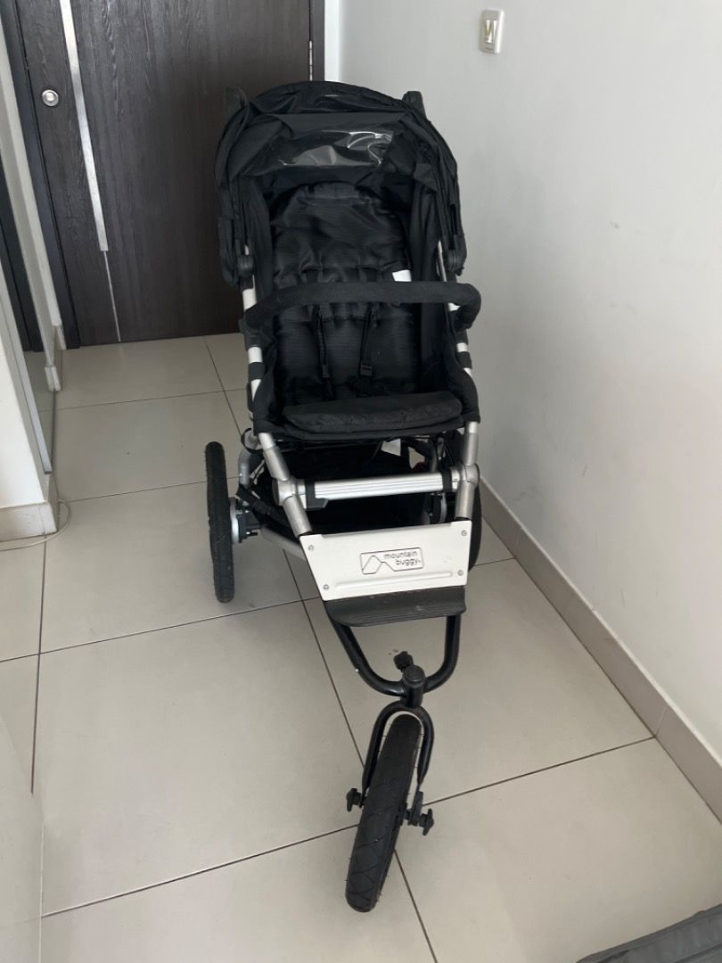 Mountain buggy running on sale