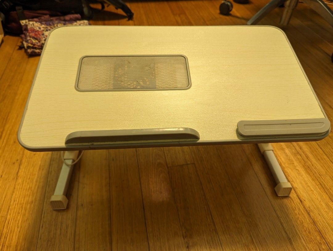 Multi purpose foldable laptop table /bed table, Furniture & Home Living