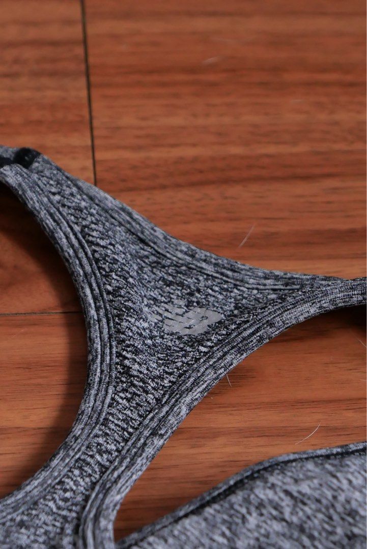 New Balance Sports Bra, Women's Fashion, Activewear on Carousell