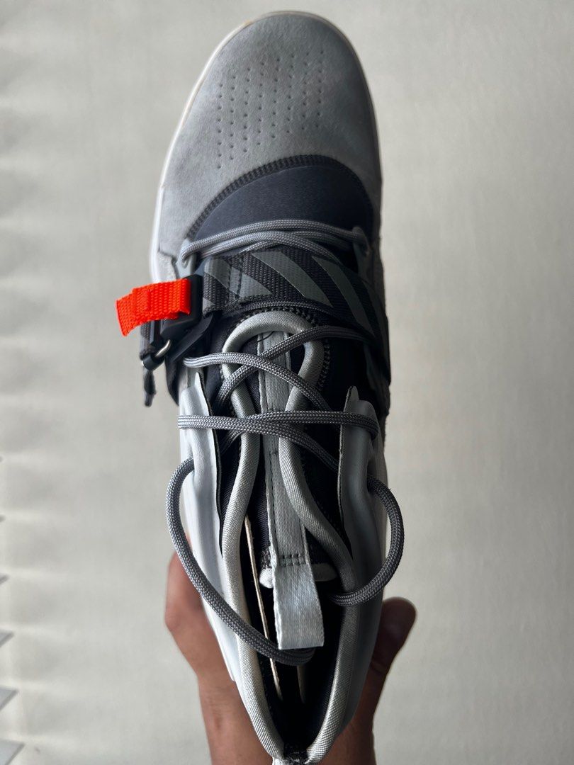 air force 270 wolf grey on feet