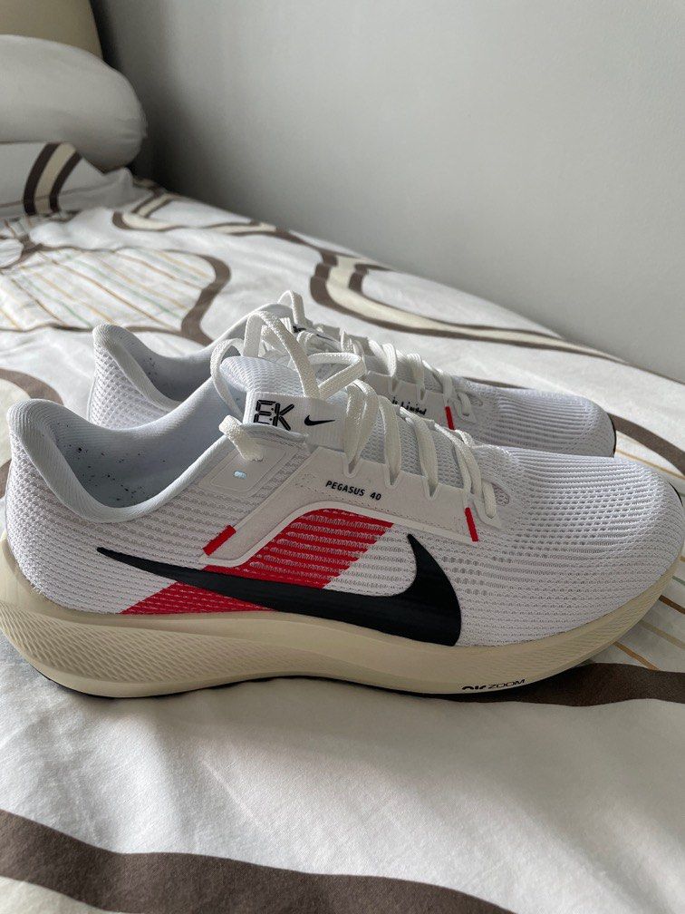 kipchoge nike pegasus