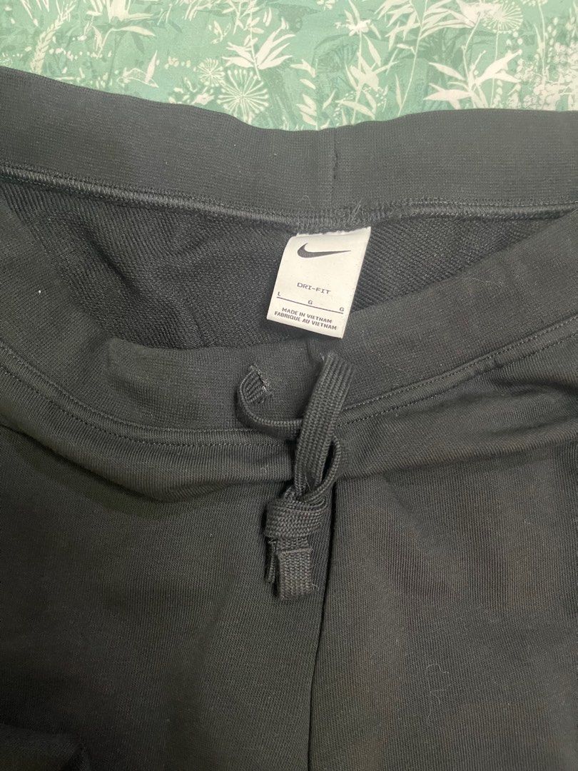 jogging pants nike womens