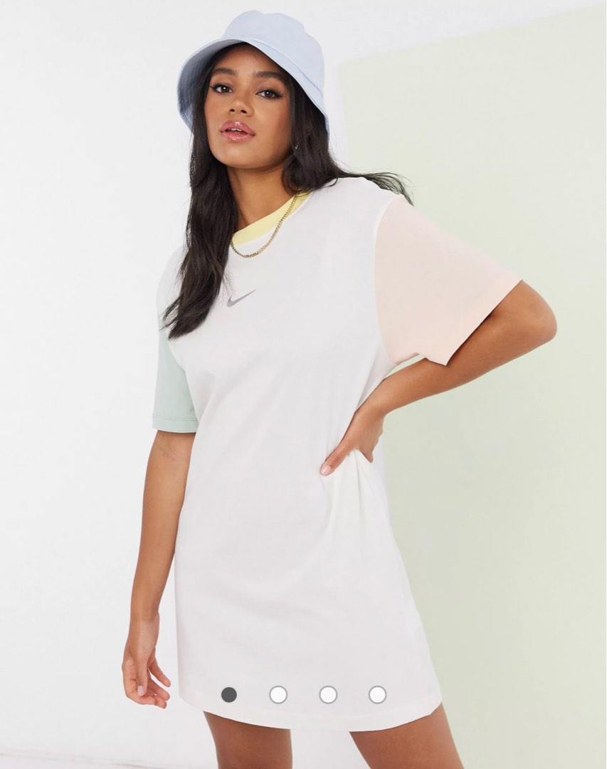 Oversized t shirt dress nike hotsell