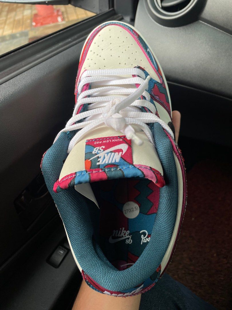 Nike sales parra 270