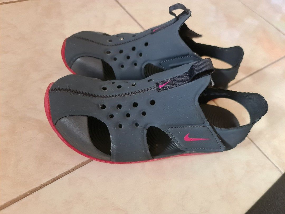 3c nike sandals