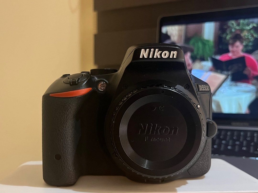 RUSH Nikon DSLR D5500 Touch Screen (Category: Cameras) located in Caloocan City. Submitted by rbeiieee (Listing ID 1263879555, Image 2). Description: .