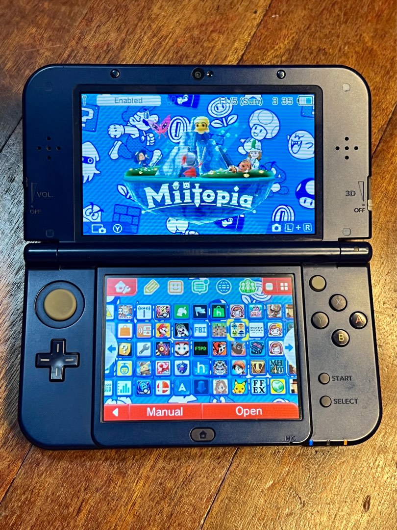 Nintendo New 3DS XL LL Metallic Blue 64GB, Video Gaming, Video Game