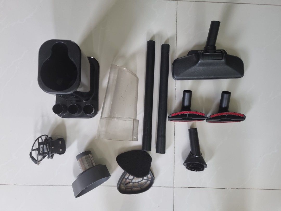 Ohm handheld vacuum cleaner, TV & Home Appliances, Vacuum Cleaner & Housekeeping on Carousell