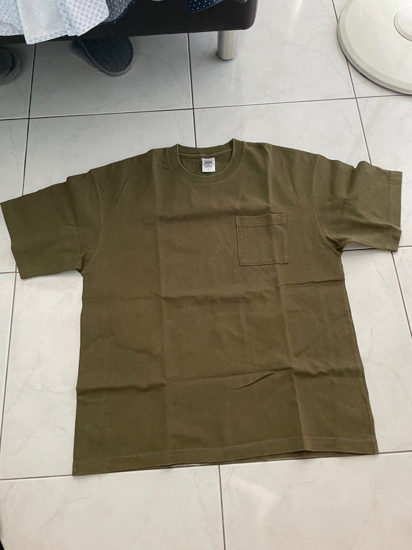 Oversized tee olive green, Men's Fashion, Tops & Sets, Tshirts & Polo Shirts on Carousell