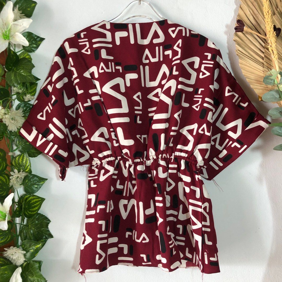 Fila blouse top