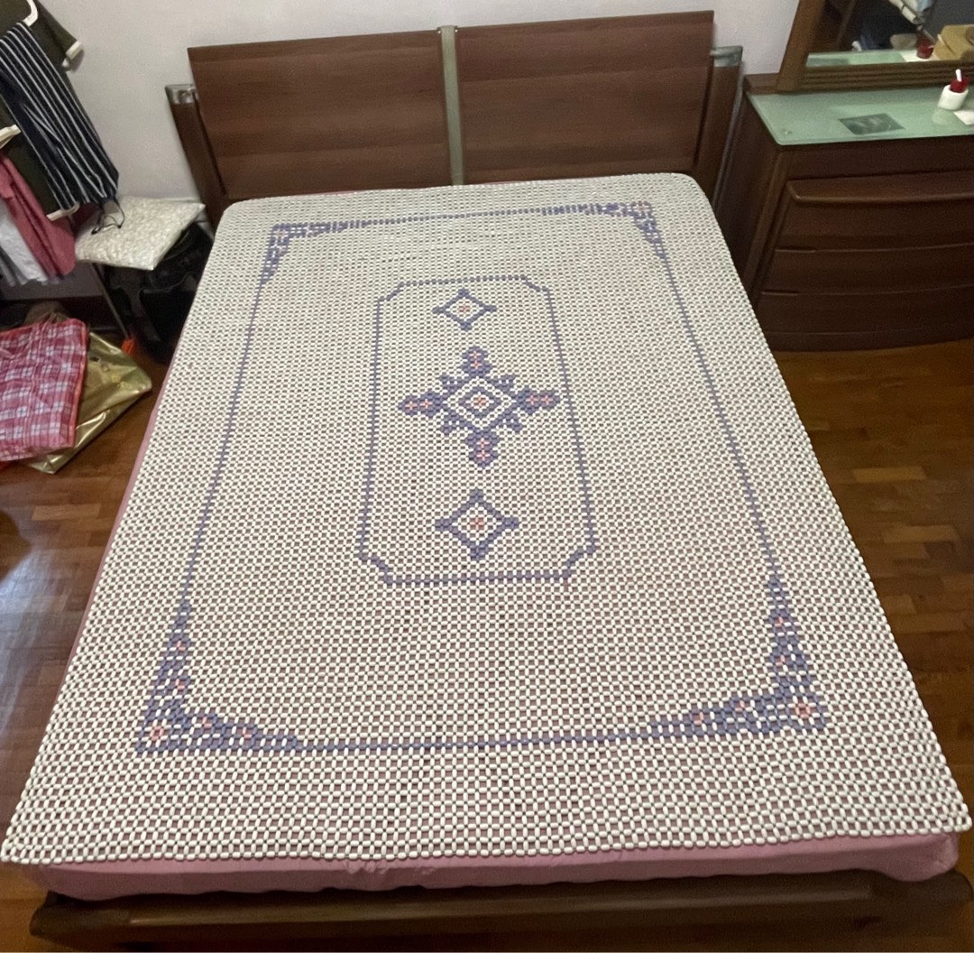 Porcelain Beads to Keep Bed Cool around 25kg, Furniture & Home Living