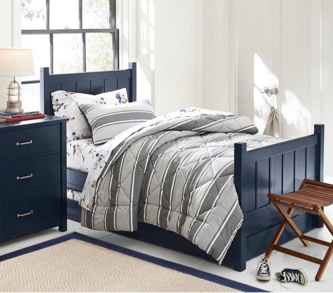 Pottery barn full bed with trundle deals