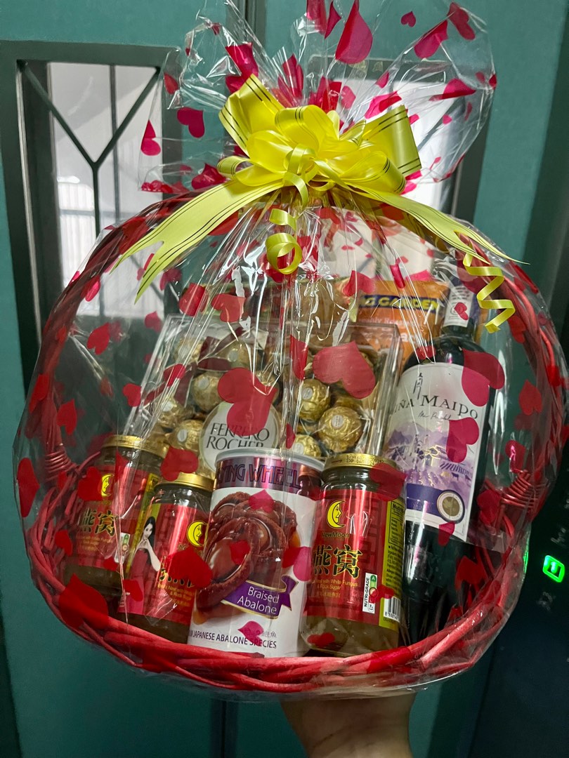 Premium Gift hampe Merlot wine, new moon abalone, Ferro rocher