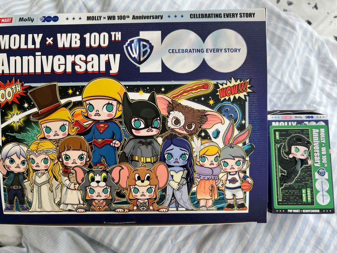 POPMART MOLLY Warner Bros シークレット マトリックス MOLLY Warner Bros 100th Anniversary Series secret The Matrix