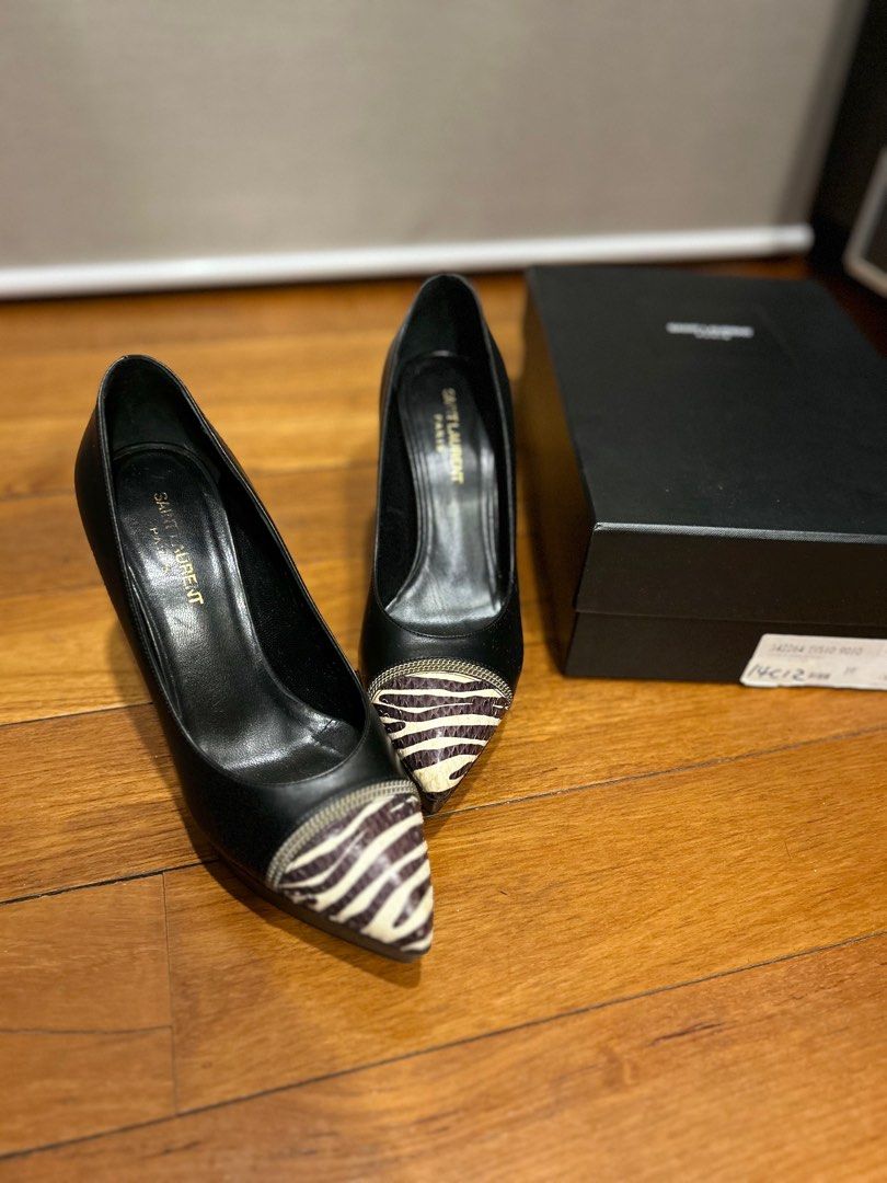 Gold sale ysl pumps