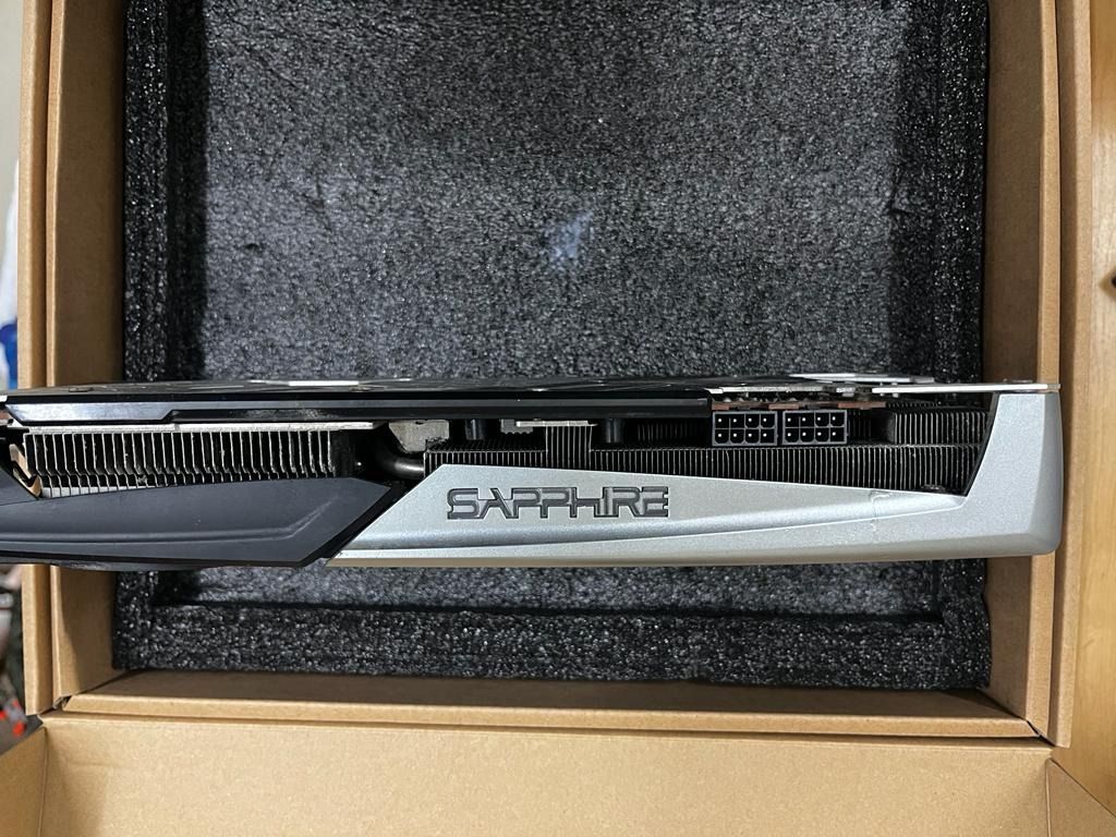 SAPPHIRE NITRO+ RX 5700 XT, 電腦＆科技, 手提電腦- Carousell